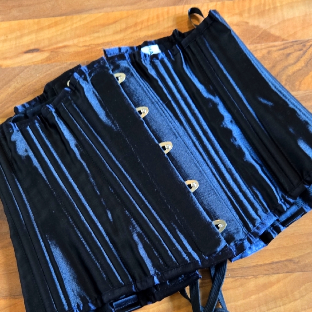 Black Heavy Corset Size Medium